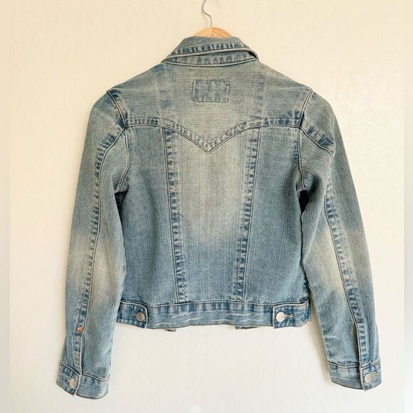 True Religion distressed jean jacket size Medium (small) - Picture 2 of 5